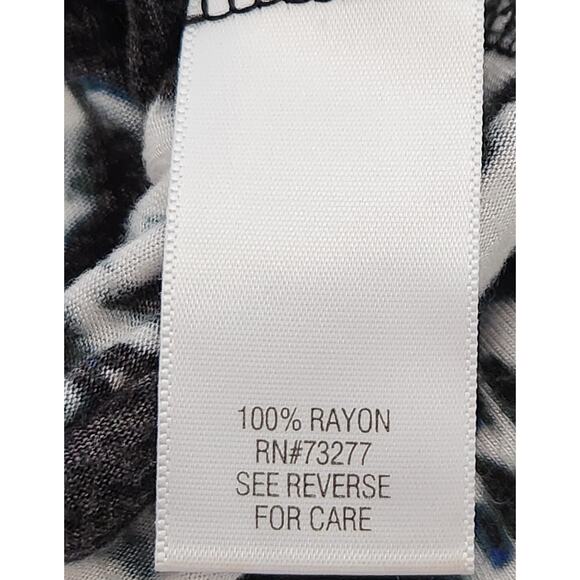 Simply Vera Black White Green Floral Print Top XL Sleeveless Lightweight Soft - Picture 5 of 5